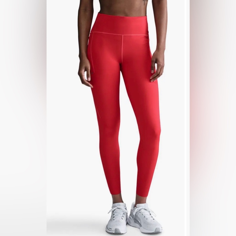 Sold out Swift High-Waisted Pocket 7/8 Running Leggings